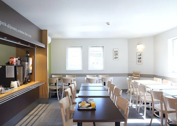 B&B Hotel Villeneuve Loubet Plage